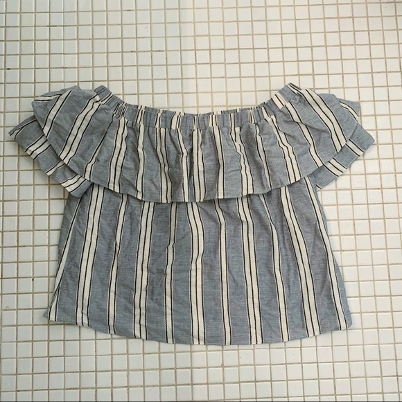 🛍 Everly Off The Shoulder Ruffled Striped Top - Picture 2 of 6